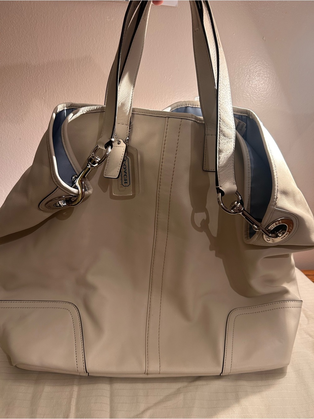 NWT Coach Cream Genuine Leather Tote with Polished Hardware